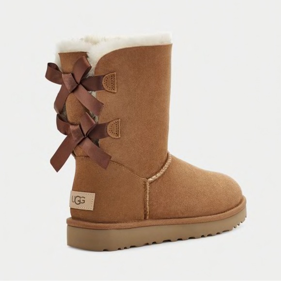 Ugg Bailey Bow Boot in Chestnut - Picture 1 of 10